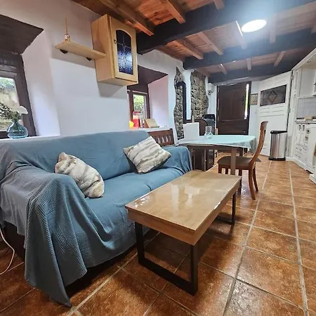 La Casita De Orion,pilona 37a01 * La Canal (Asturias)