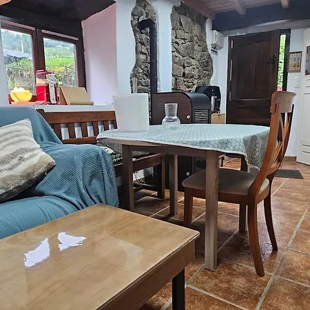 La Casita De Orion,pilona 37a01 By R2r Consulting *